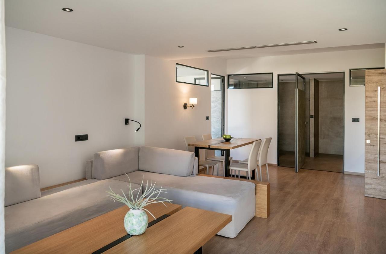 Icarus Hotel Kalamaki  Luaran gambar