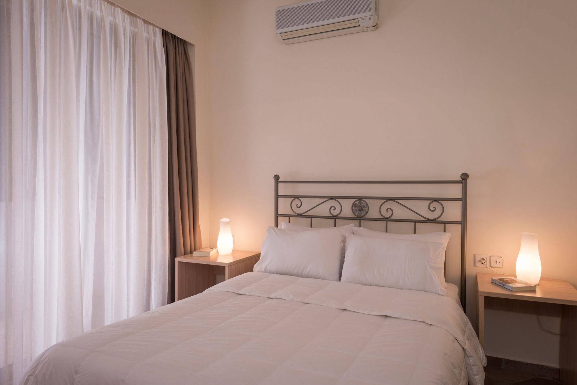 Icarus Hotel Kalamaki  Luaran gambar